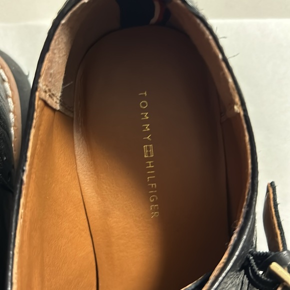 Tommy Hilfiger, Oxford shoes size 8 1/2 - Picture 2 of 7